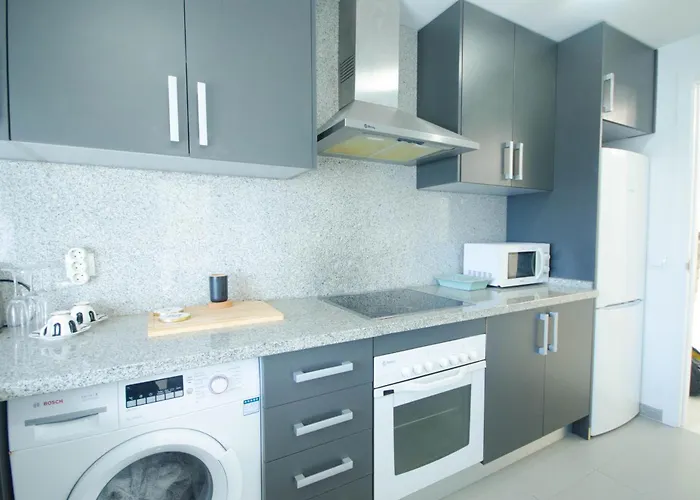 Valle Golf -next To The Golf Course And Very Close To The 埃斯特波纳