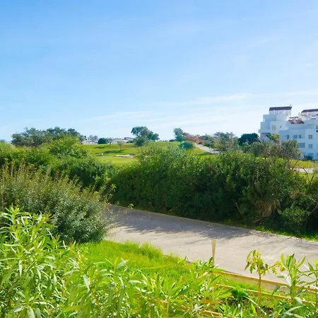 Valle Golf -next To The Golf Course And Very Close To The Daire Estepona