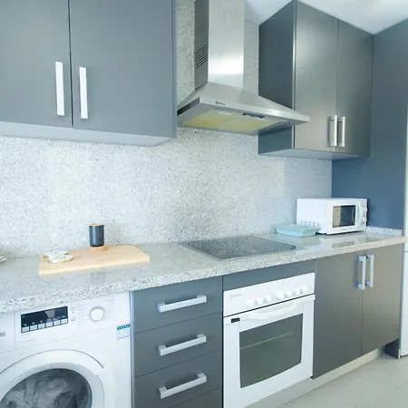 Valle Golf -next To The Golf Course And Very Close To The 에스테포나