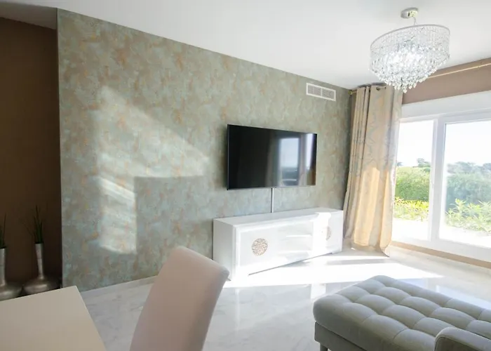 Valle Golf -next To The Golf Course And Very Close To The Apartamento *