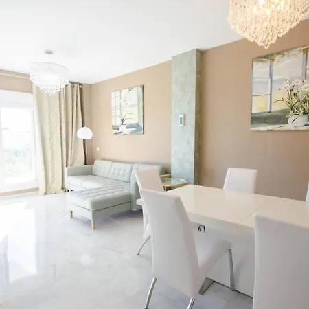 Valle Golf -next To The Golf Course And Very Close To The Appartement Estepona