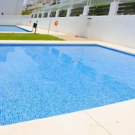 Valle Golf -next To The Golf Course And Very Close To The Appartement Estepona