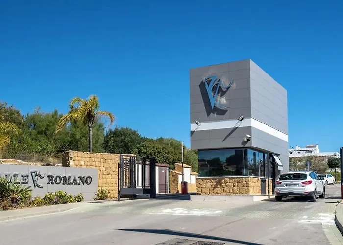 Valle Golf -next To The Golf Course And Very Close To The Appartement Estepona