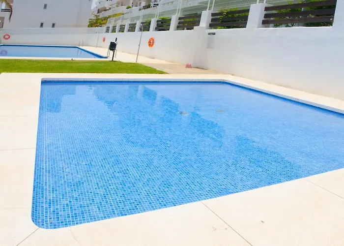 Valle Golf -next To The Golf Course And Very Close To The Appartement Estepona